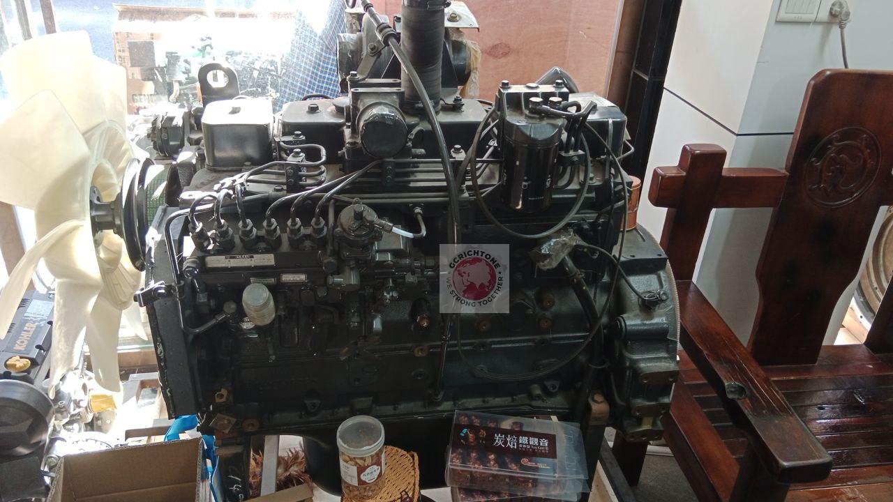 Дизельный двигатель Komatsu SAA6D101E-2