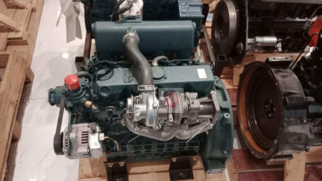 Дизельный двигатель Kubota V2403-T 2 Дизельный двигатель Kubota V2403-T